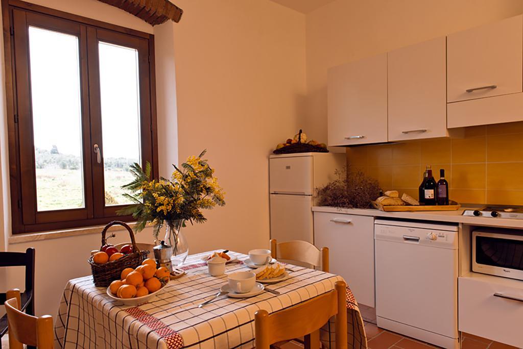 Agriturismo Poggio Agli Ulivi Riotorto Buitenkant foto