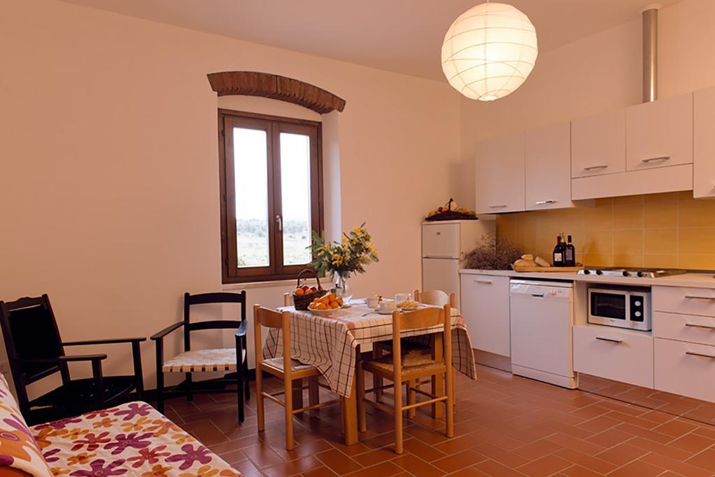 Agriturismo Poggio Agli Ulivi Riotorto Buitenkant foto