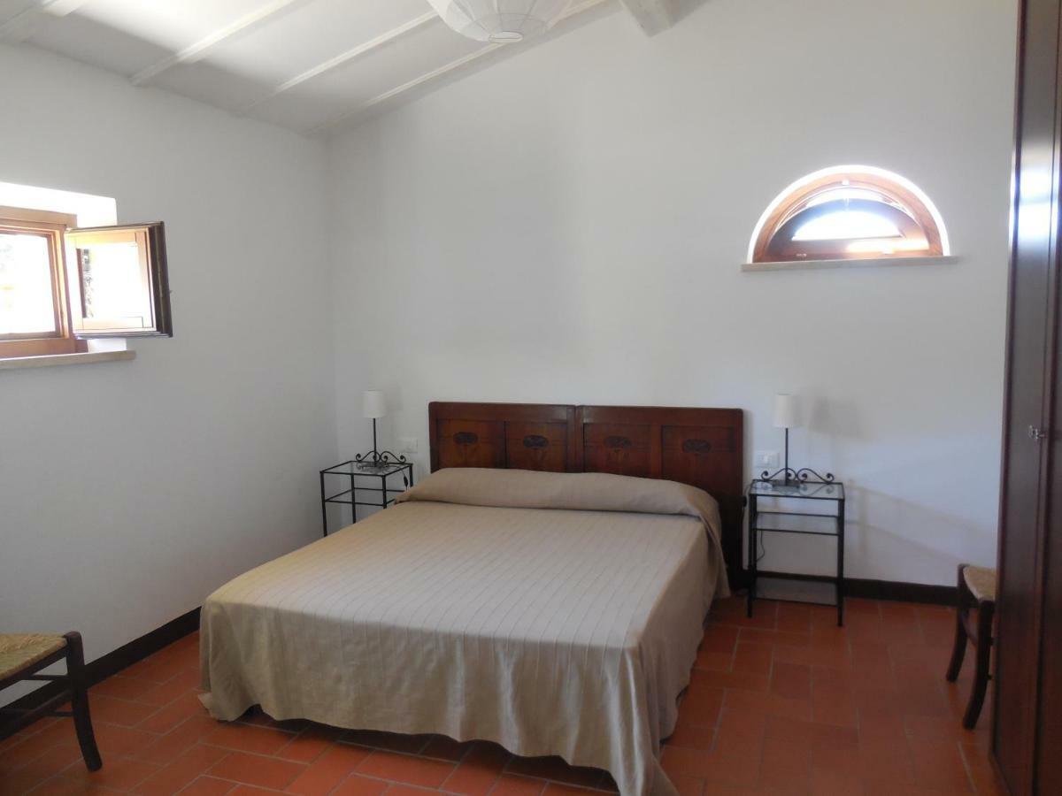 Agriturismo Poggio Agli Ulivi Riotorto Buitenkant foto